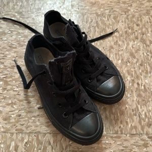 Converse Black Size 4 men’s 6 womens